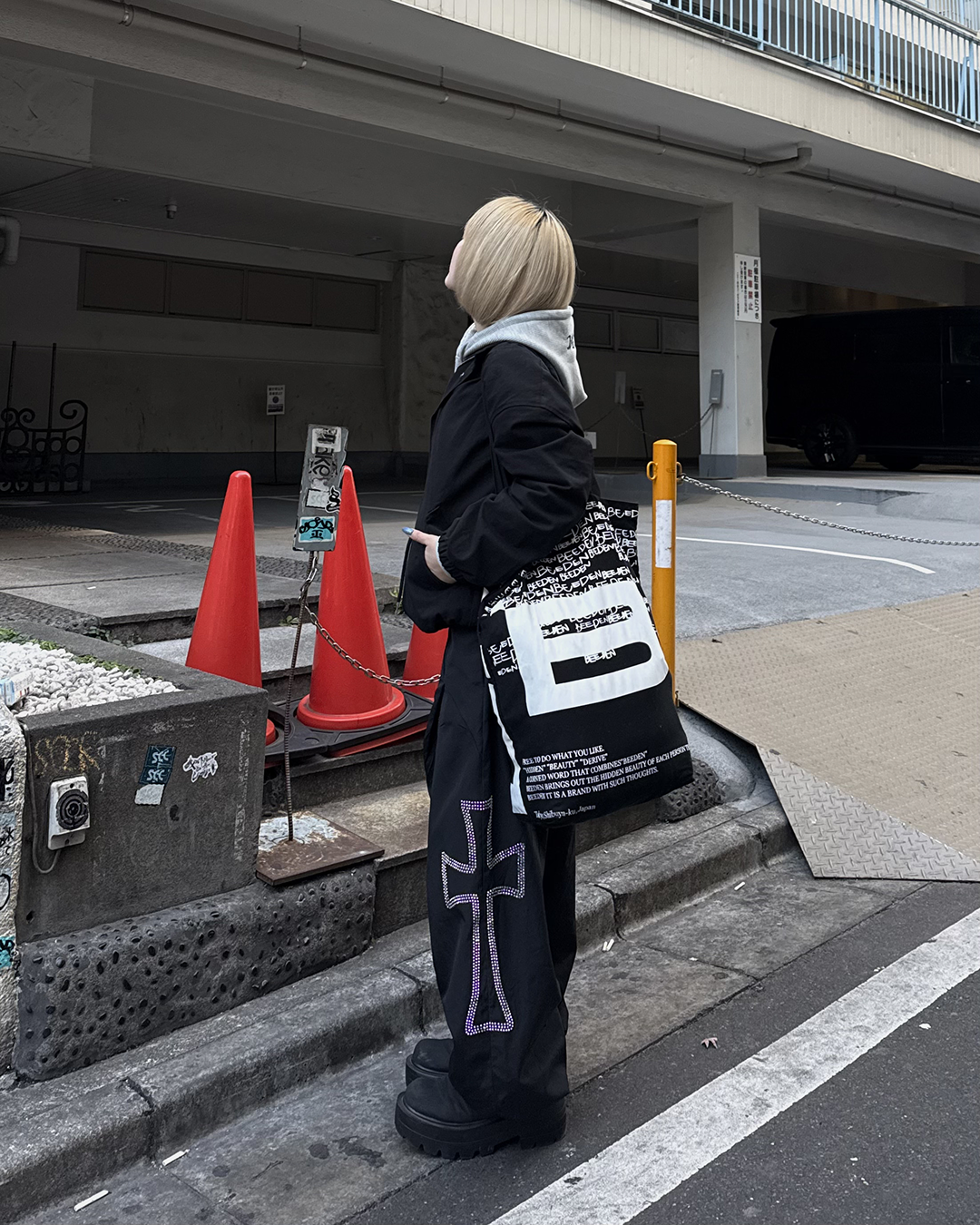 ウエストファークロスラメバルーンパンツ
KC0214