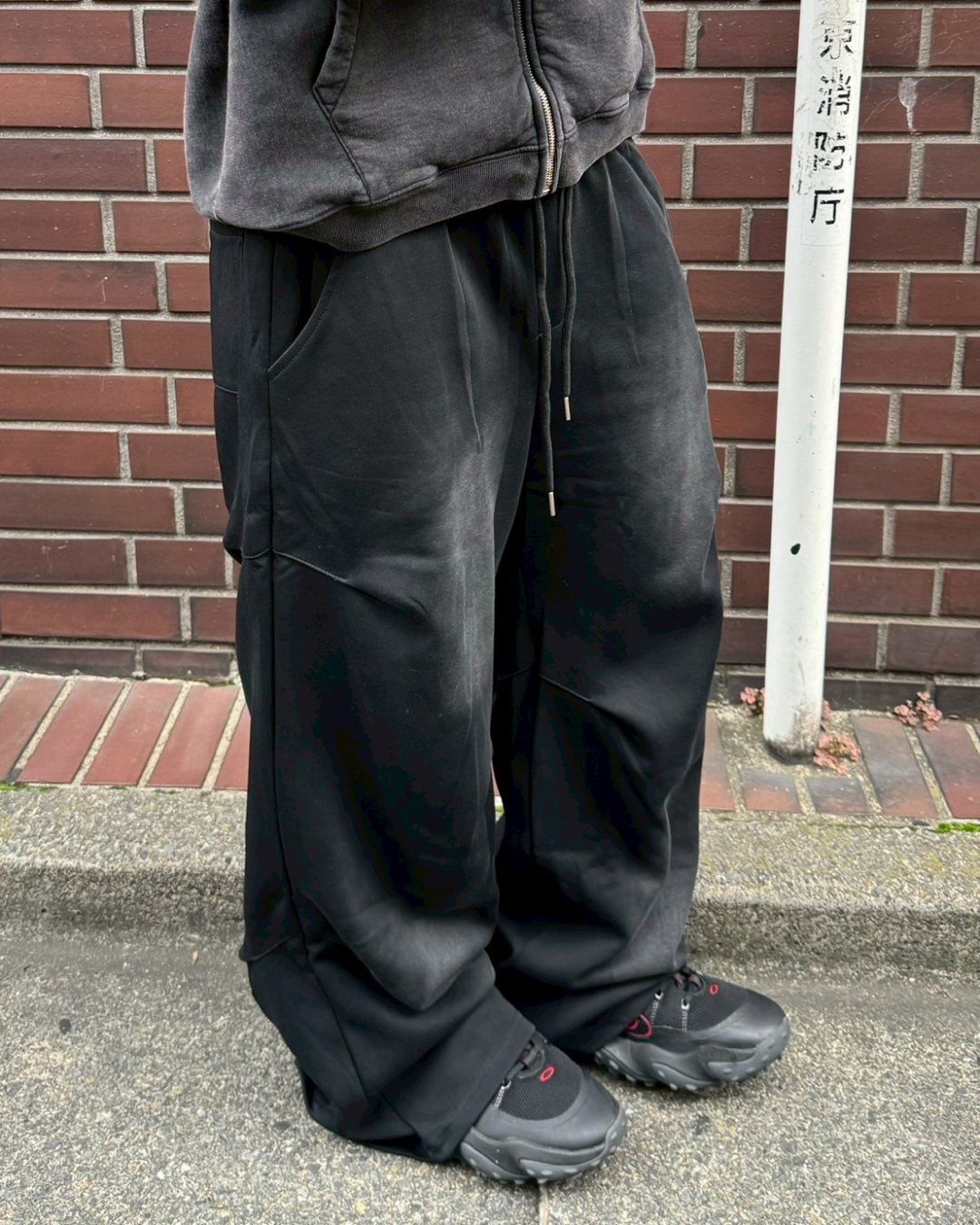 ウォッシュドスウェットパンツ KM1237