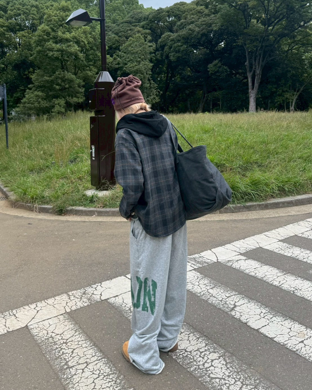 レタリングスウェットパンツ KM1238