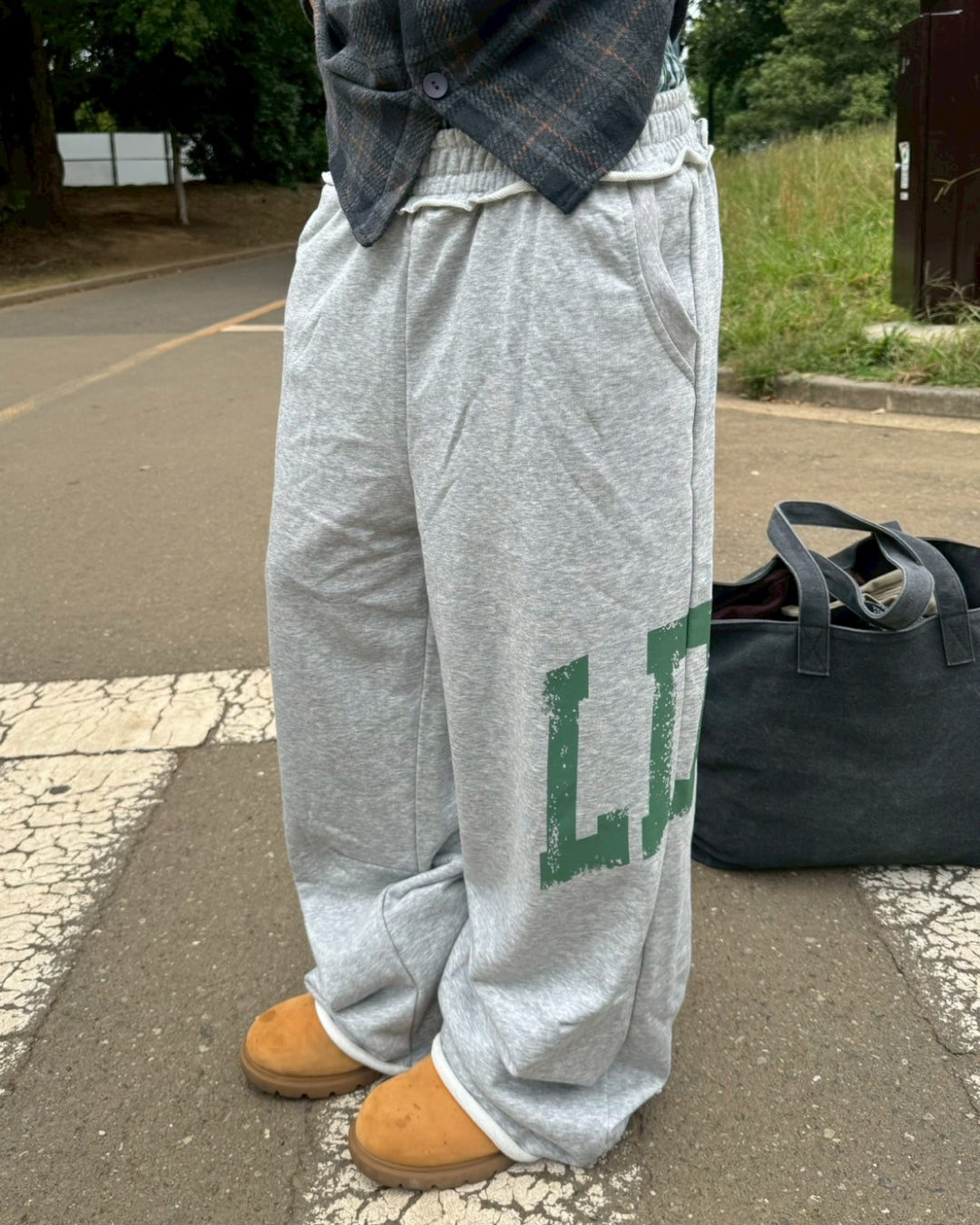 レタリングスウェットパンツ KM1238