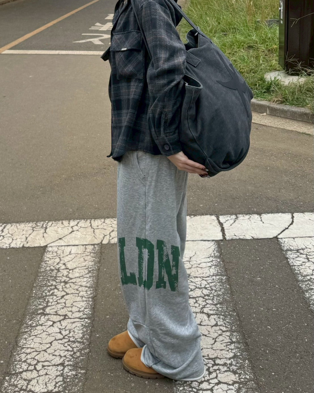 レタリングスウェットパンツ KM1238