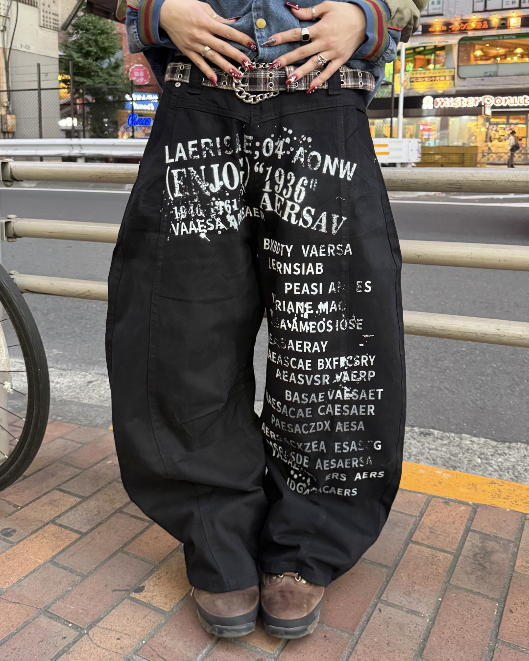 フロントデザインカーブパンツ KM1269