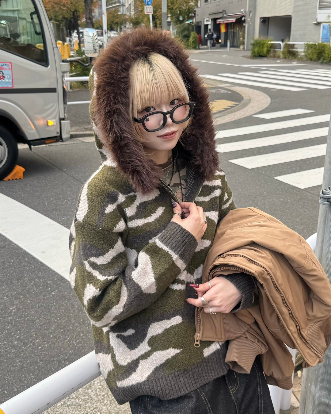 即納】フード迷彩ニットパーカー KM5024 – YOLO（ヨロ）｜ファッション通販