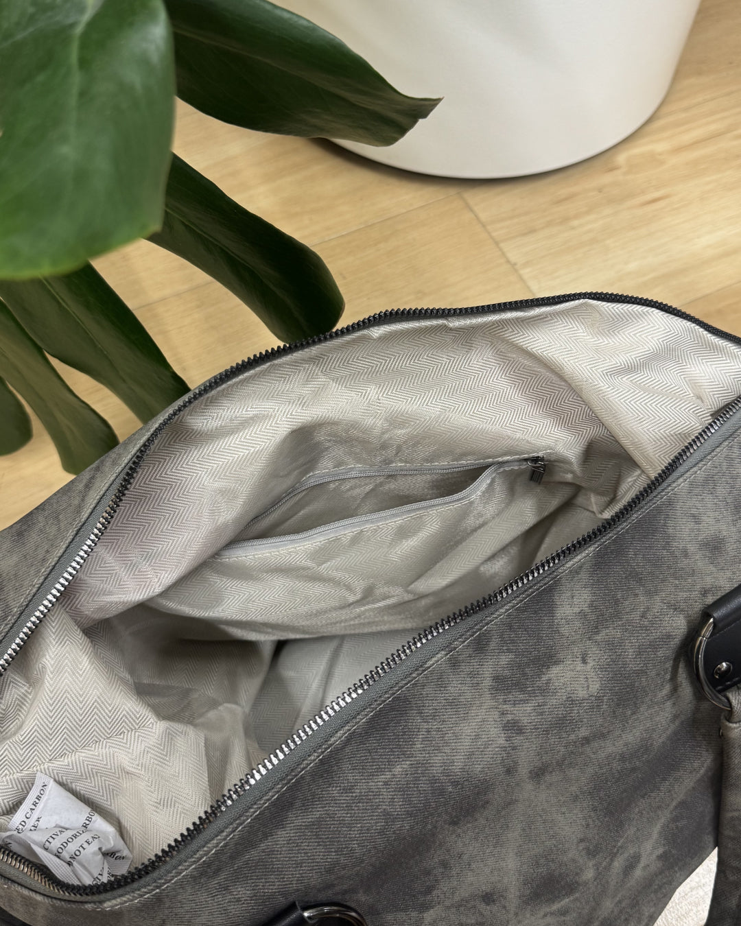 【一部即納】ウォッシュ加工スタッズバッグ KM7004