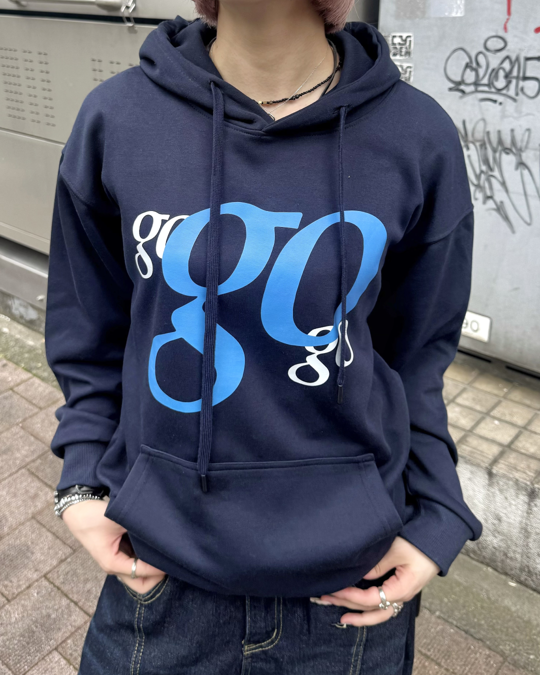 ロゴフードパーカー KM7118