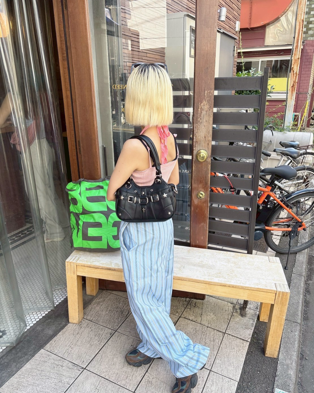 ホルターネックノースリニット KR0001