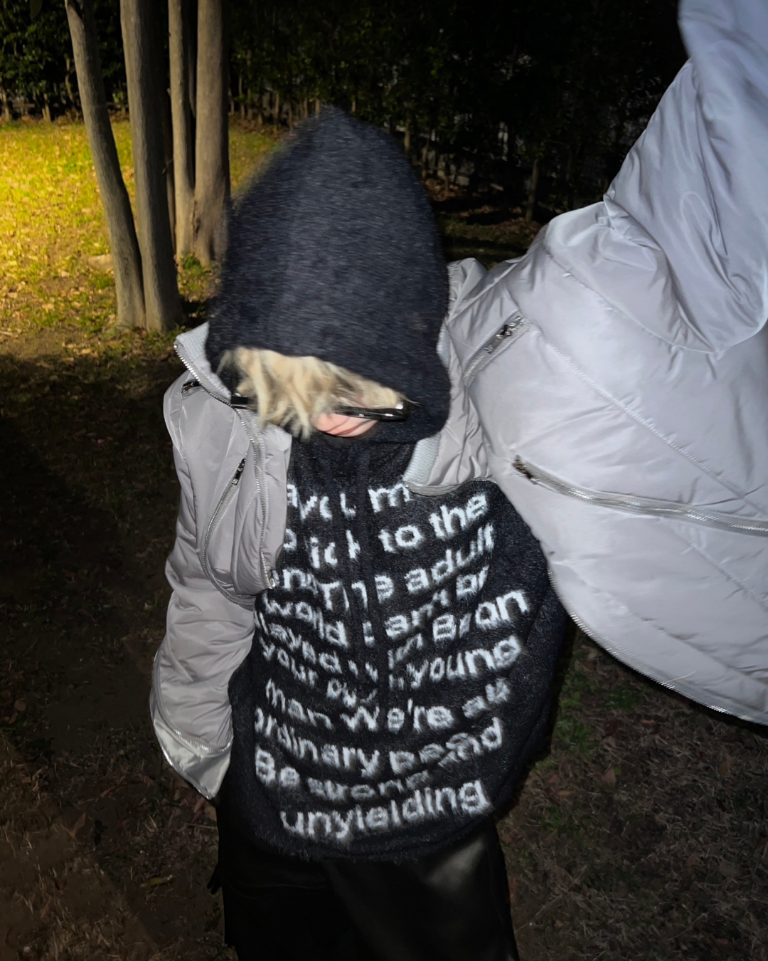 Lettering knit hoodie MO0005