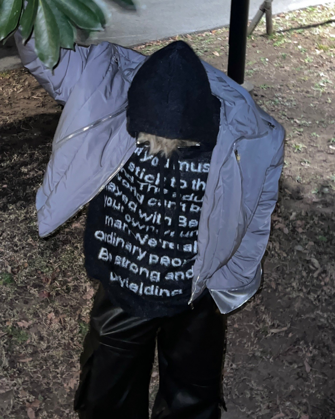 Lettering knit hoodie MO0005