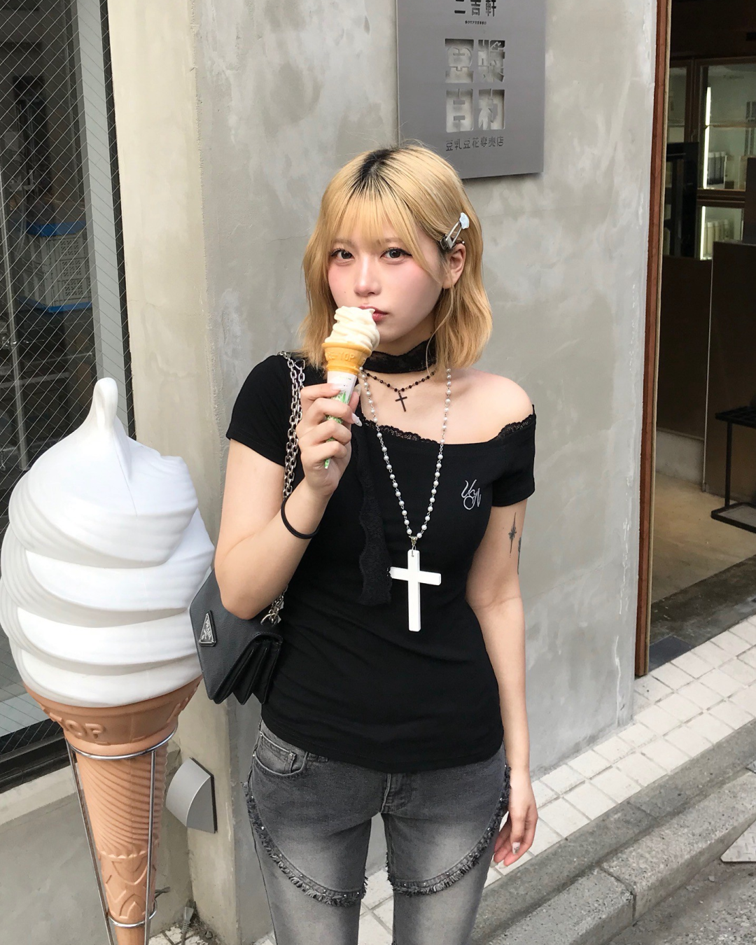 ワンショルダーレースTシャツ MM1063