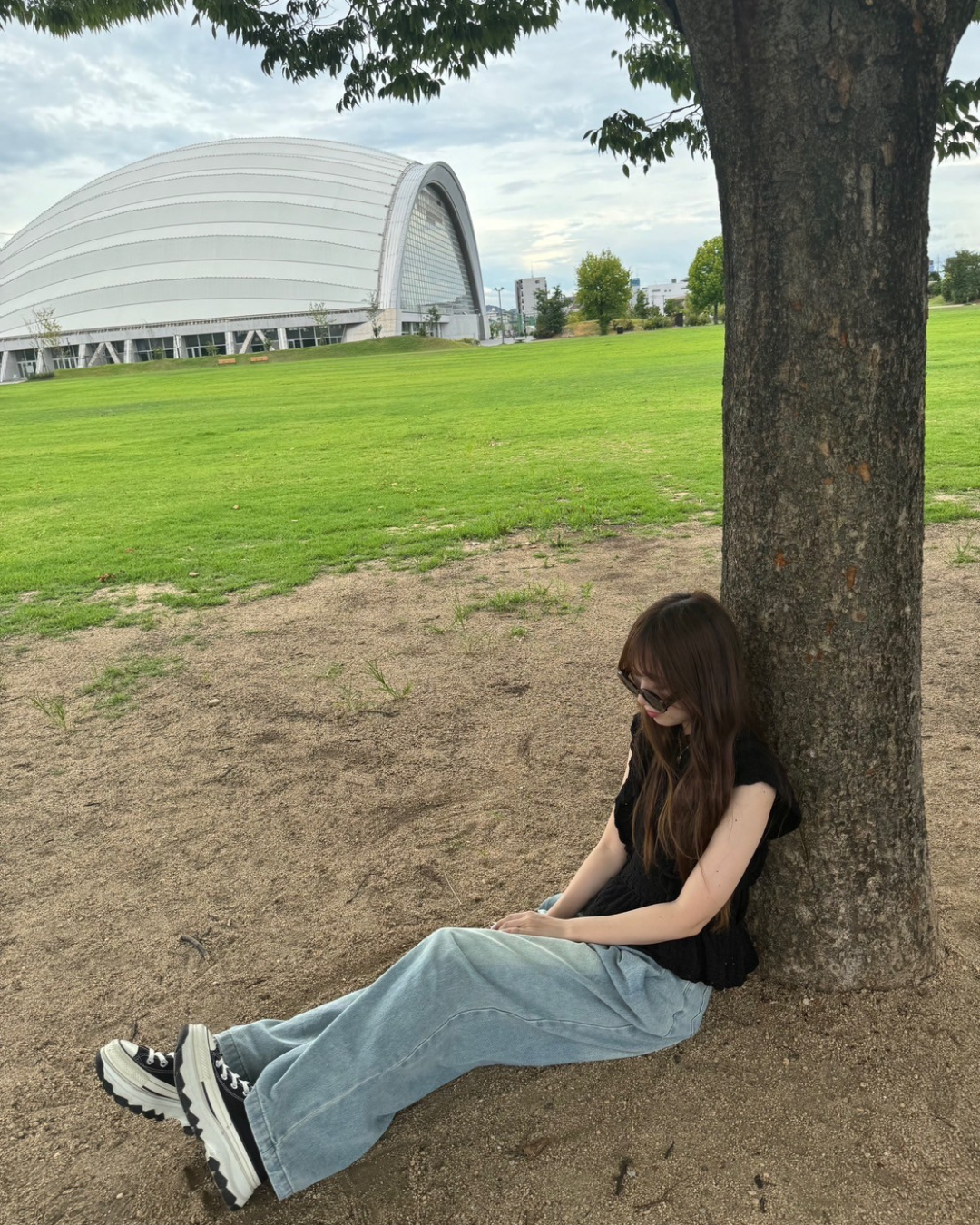 タックワイドストレートデニムパンツ MN0031