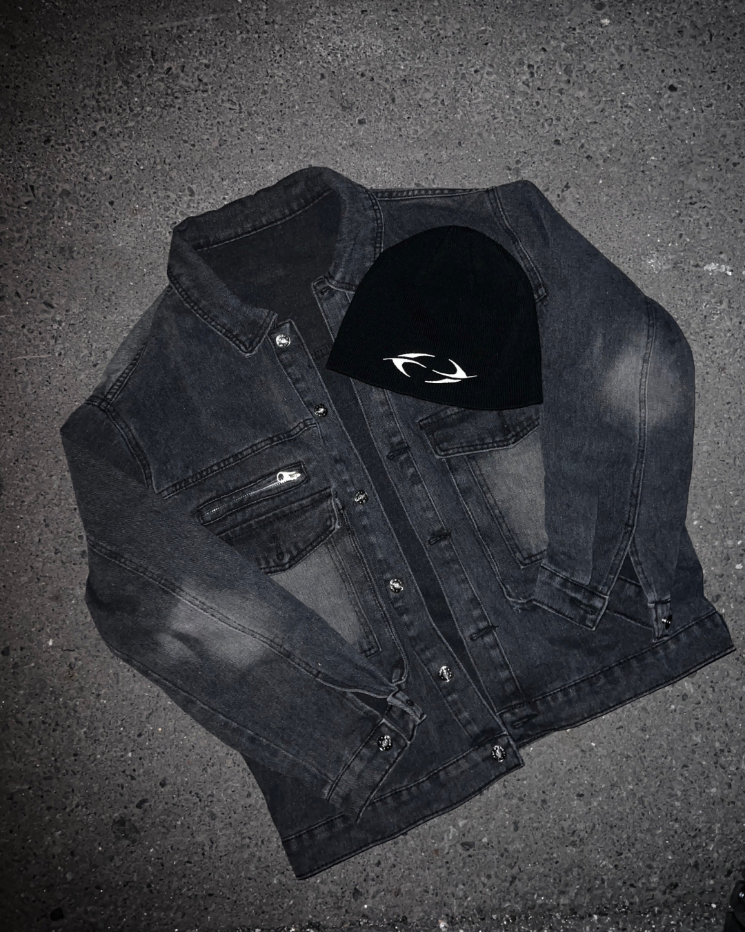 Washed black denim jacket MO0011