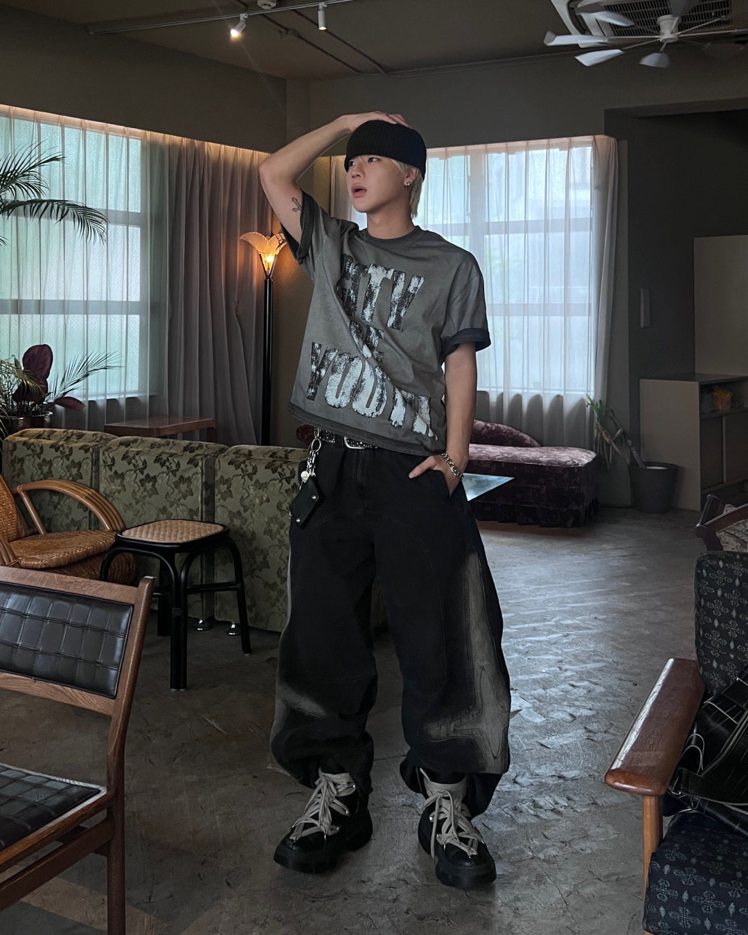スプレーグラフィックピグメントTシャツ MO1110