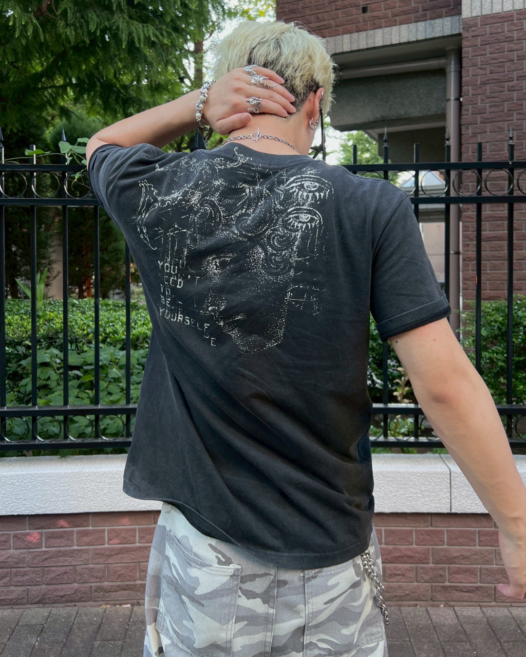 ヴィンテージ加工スターロゴTシャツ MO1167