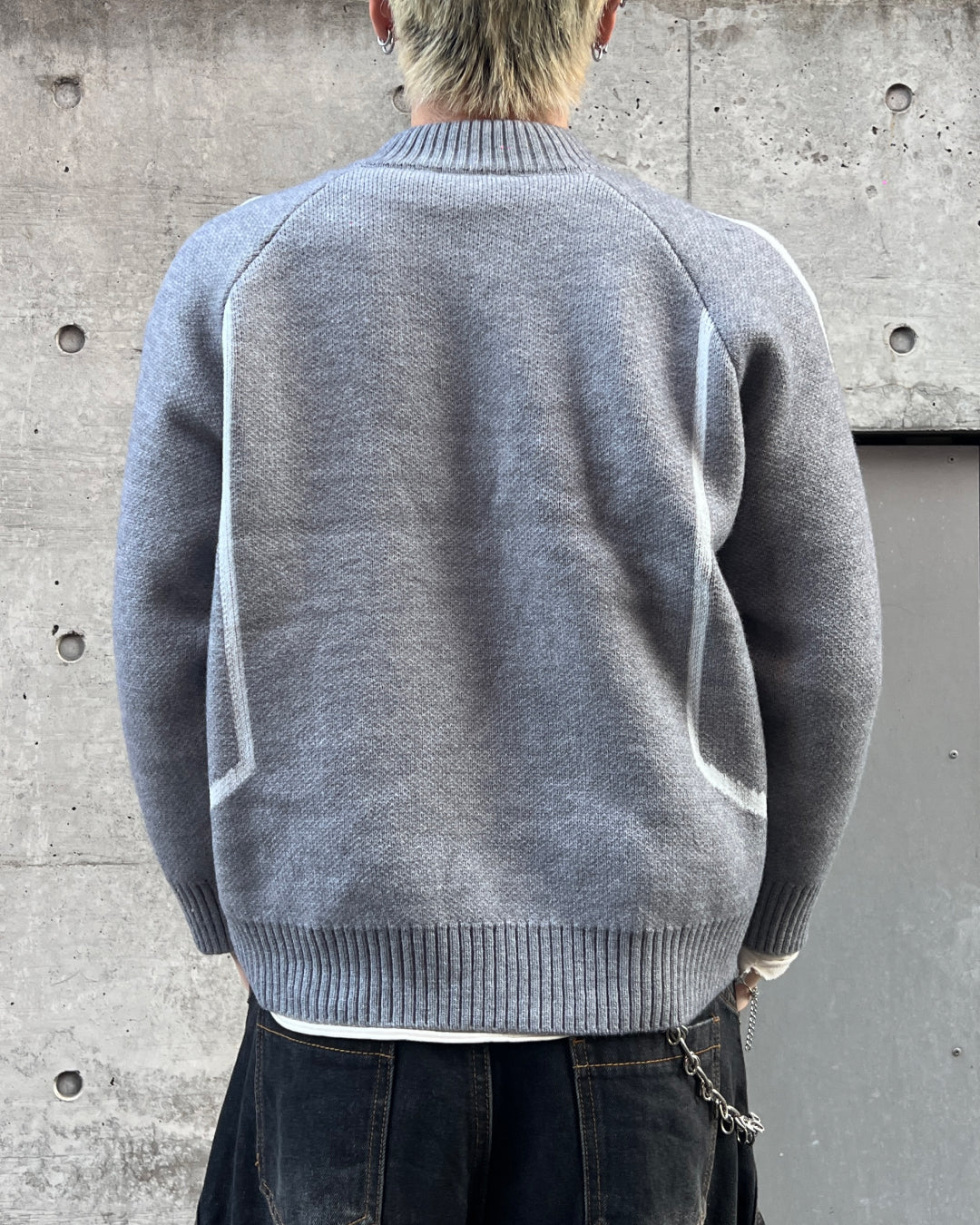 フロントロゴジップニット MO1215