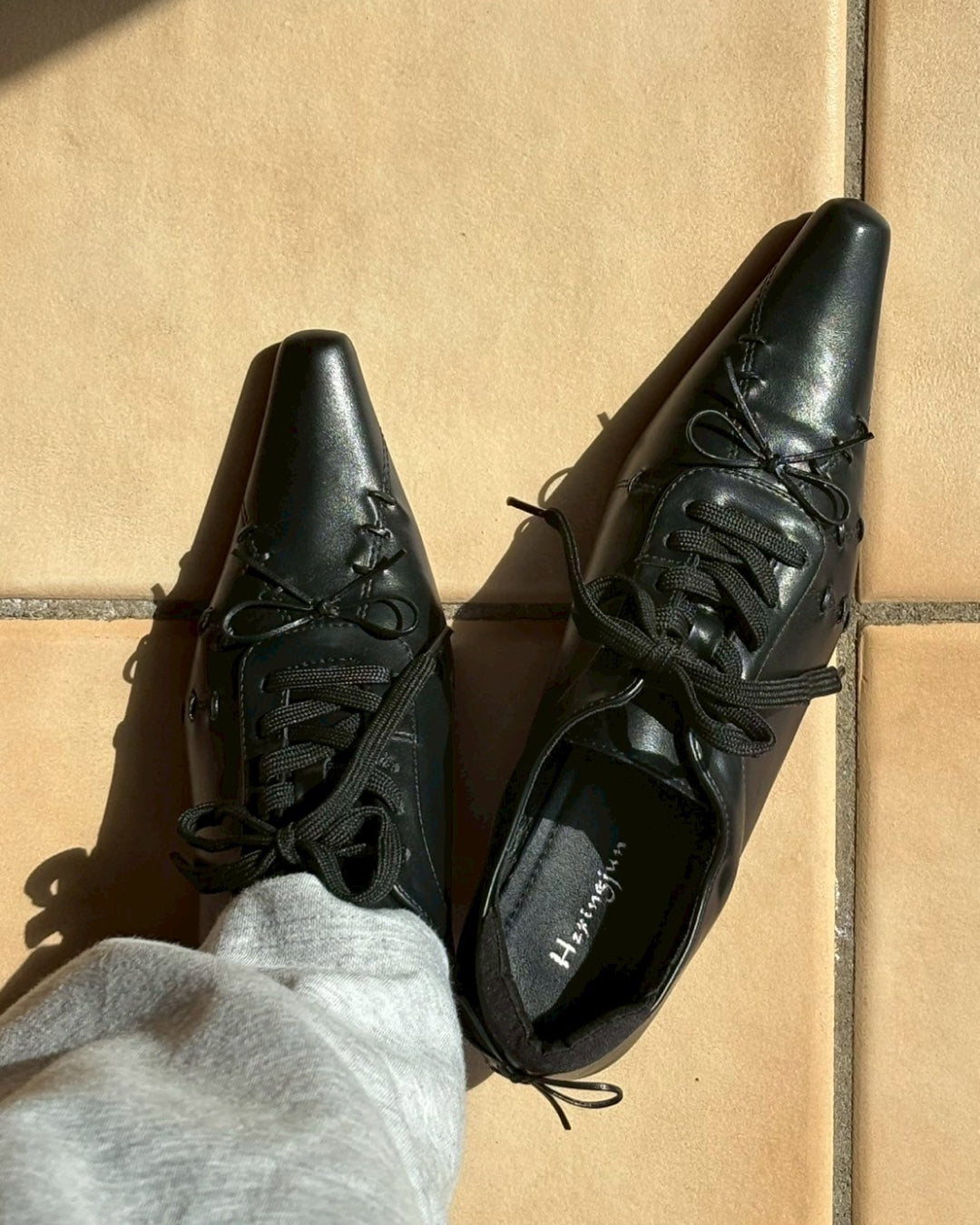 レースアップリボンパンプス
MU0213