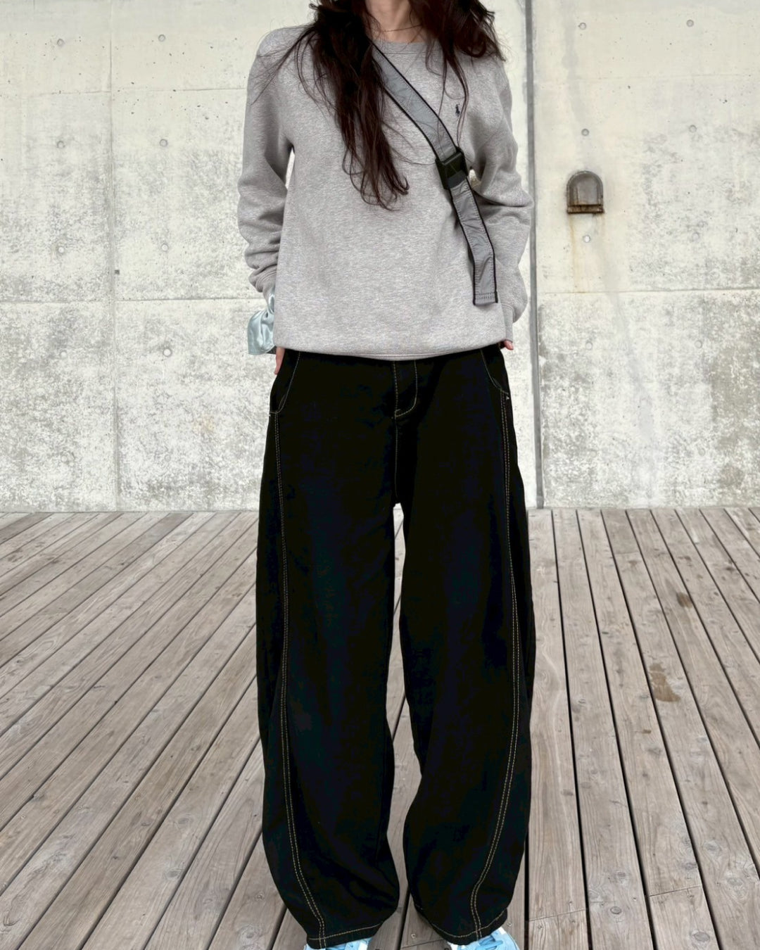 ステッチラインカーブデニムパンツ
MU0265