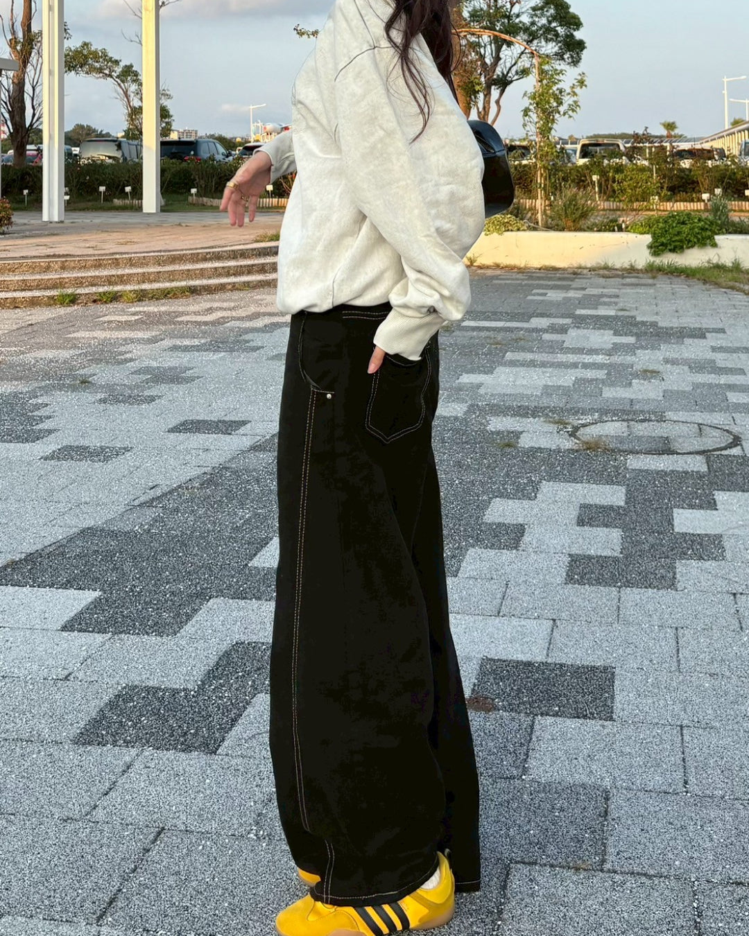 ステッチラインカーブデニムパンツ
MU0265