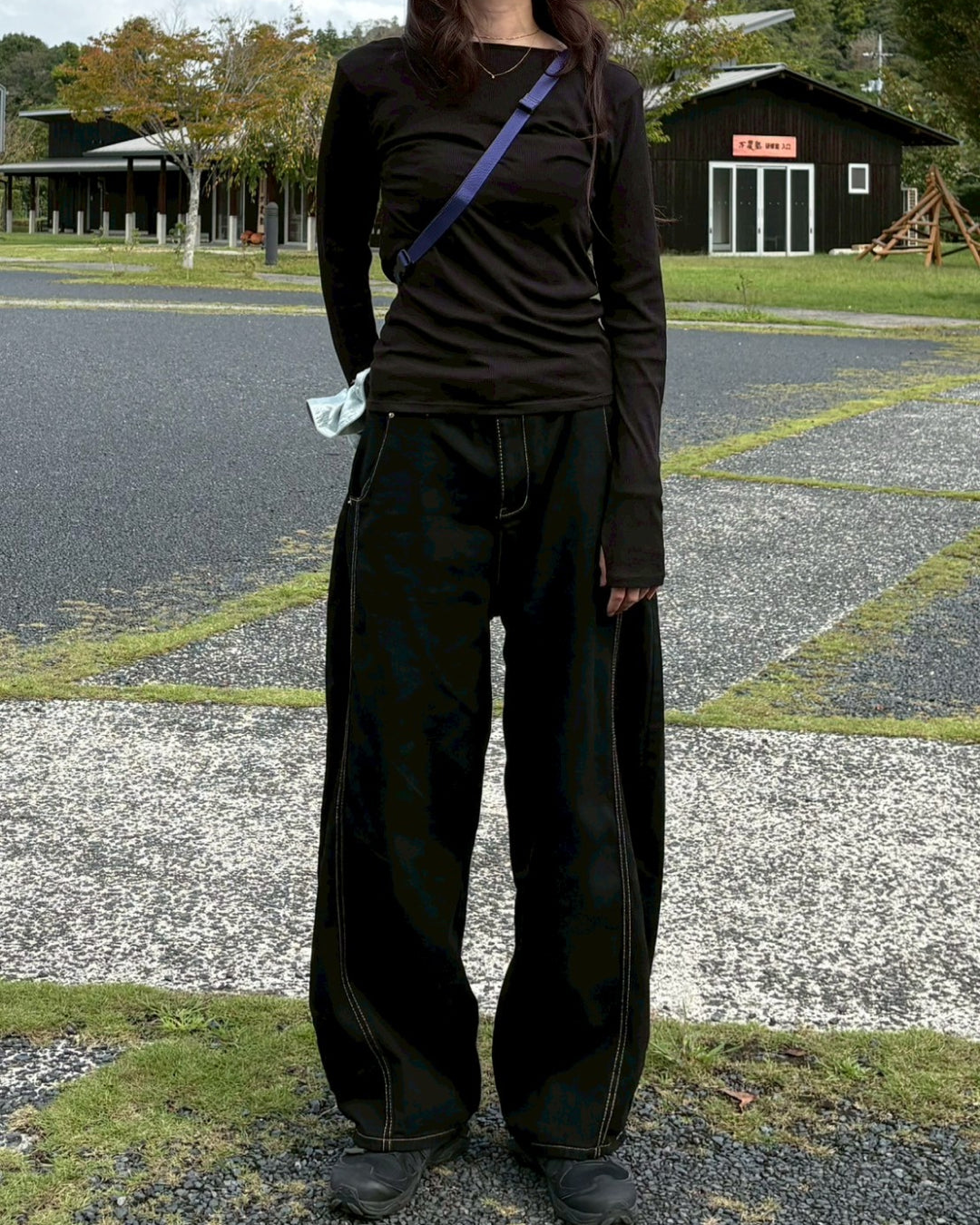 ステッチラインカーブデニムパンツ
MU0265