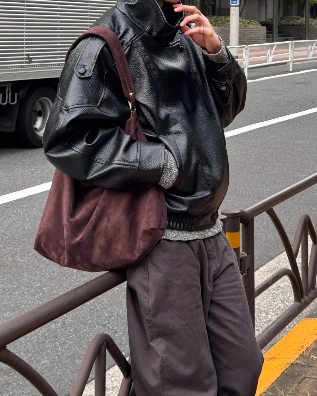 スウェードワンショルダーバッグ NA1125