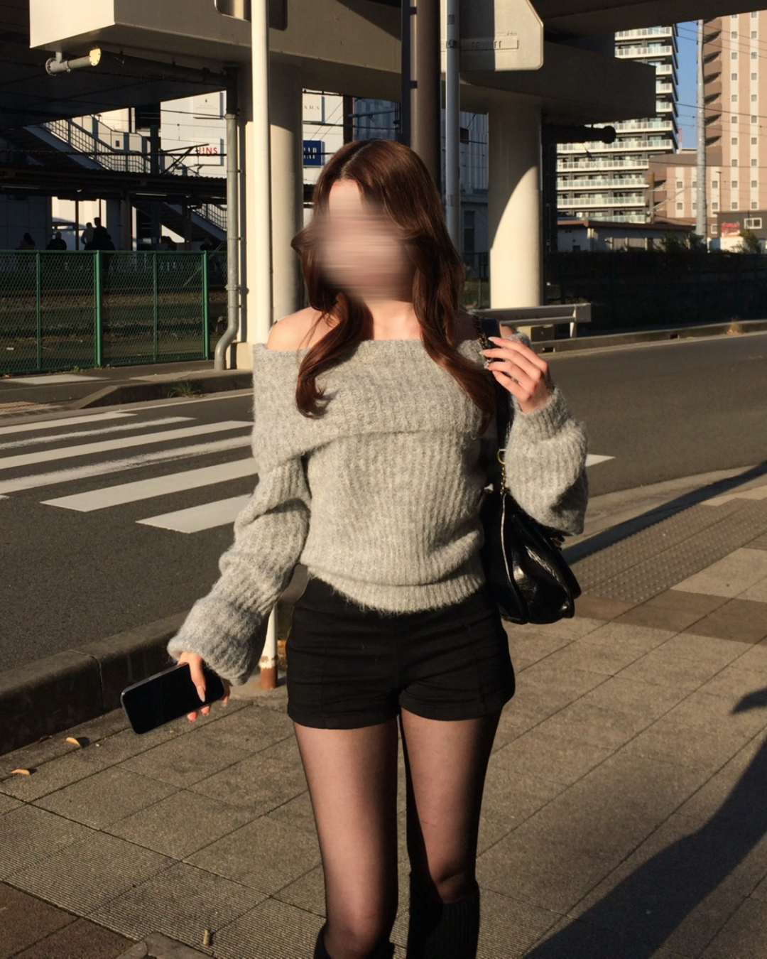 【即納】オフショルダーローゲージニット NO5004