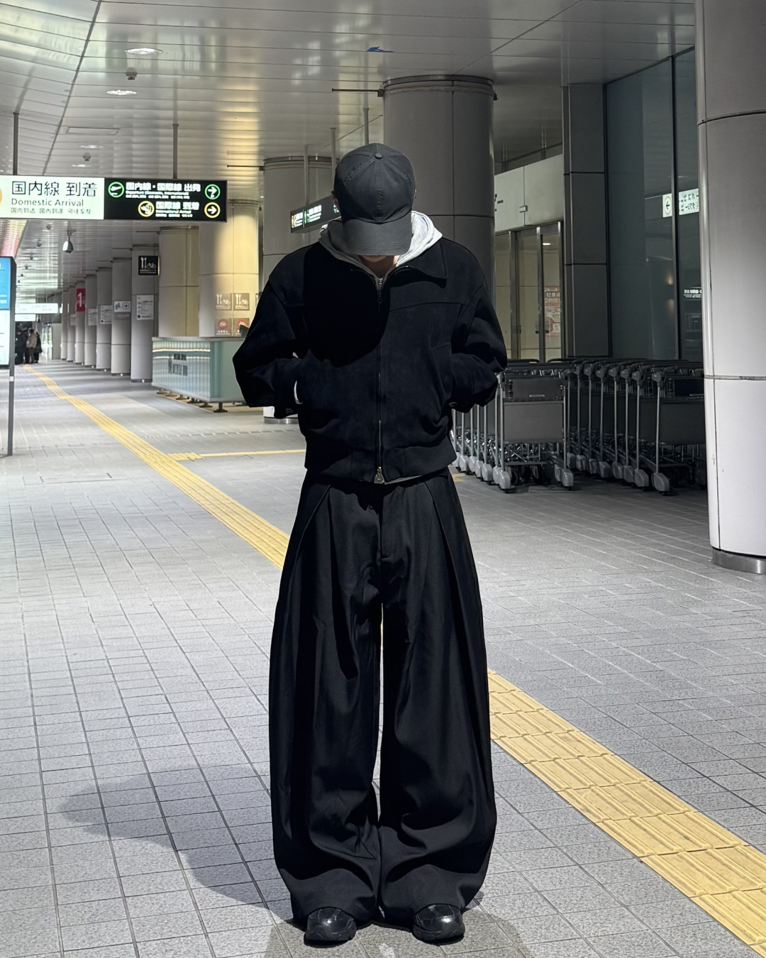 タックバルーンシルエットパンツ
NS1000