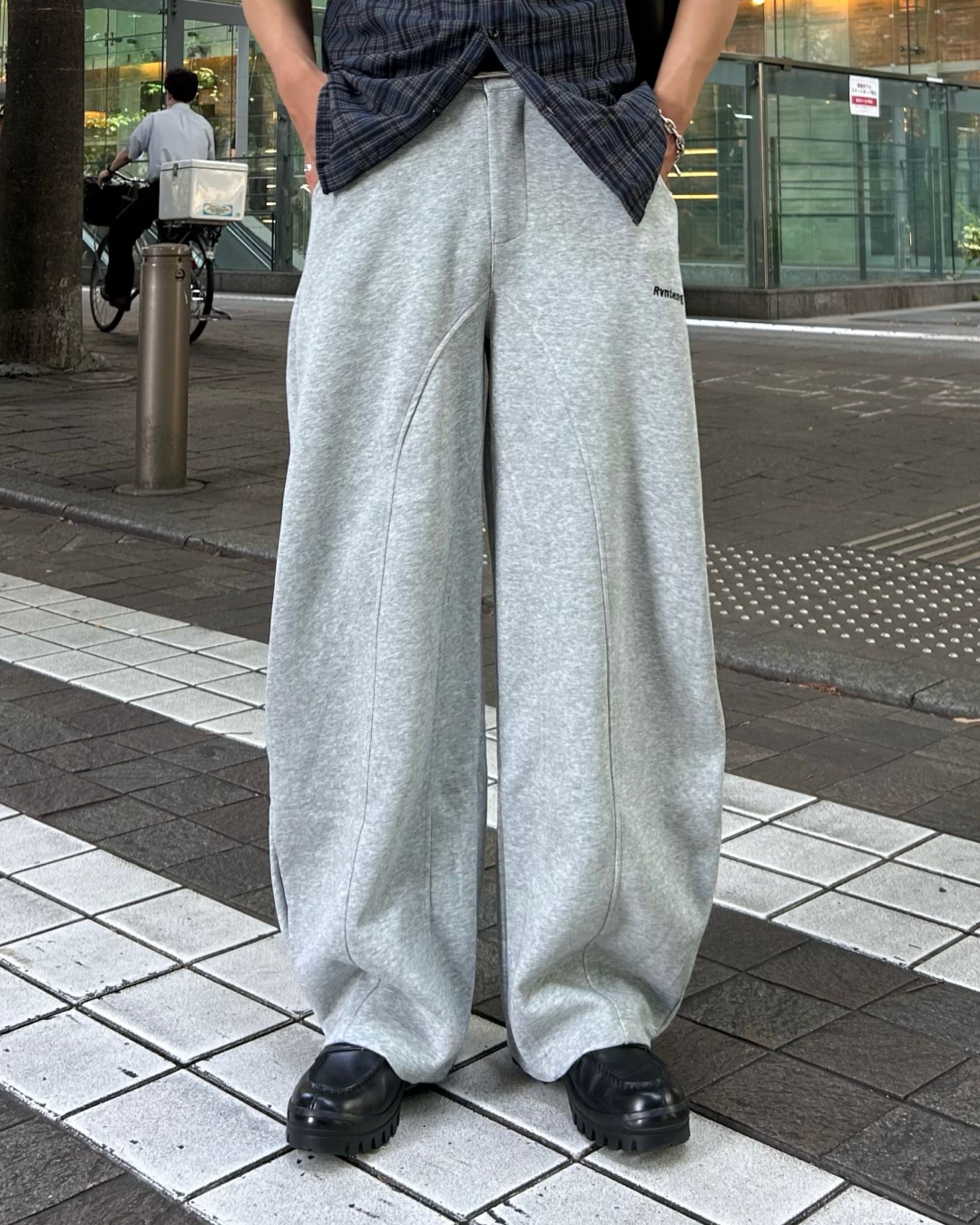 ラインカーブバルーンスウェットパンツ RG1086
