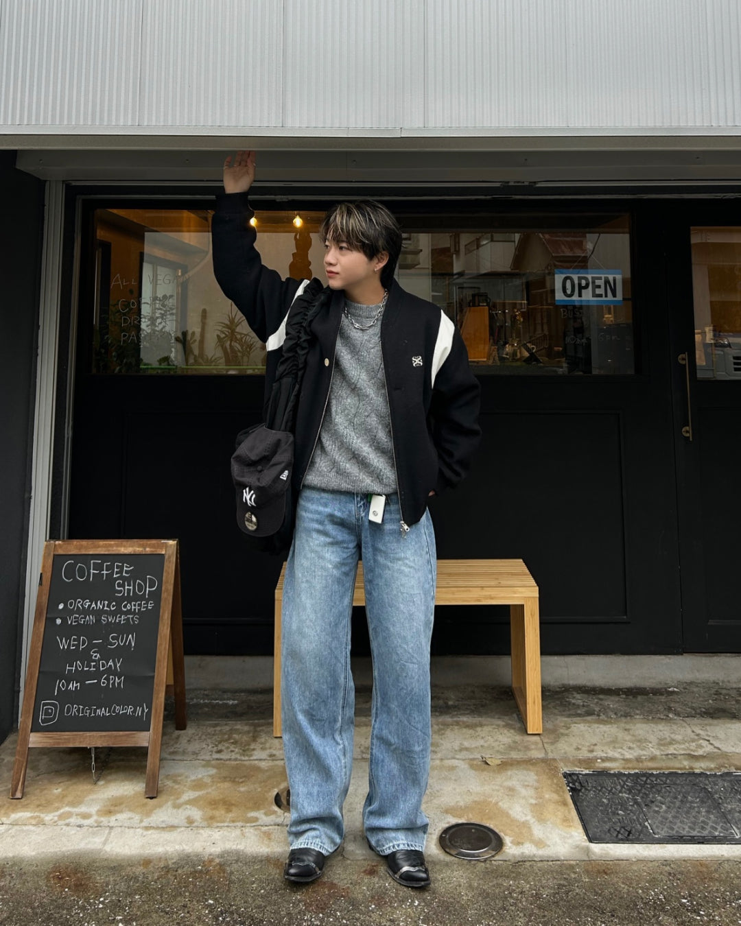 ラウンドネックケーブルニット RG7100