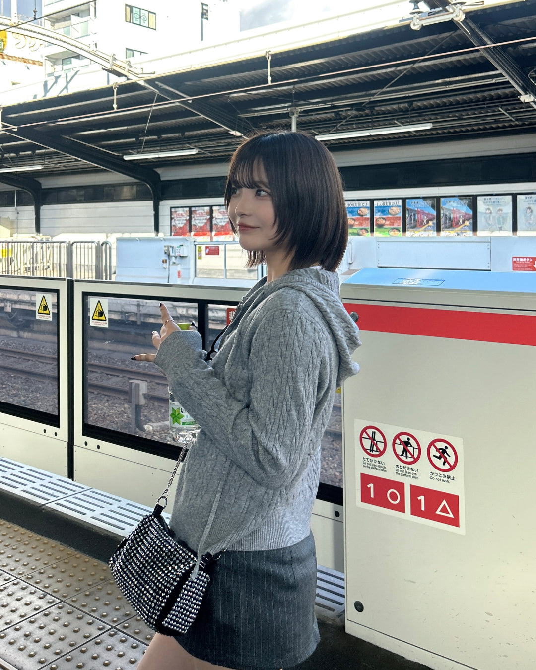 【即納】ツイストニットパーカーSA5002