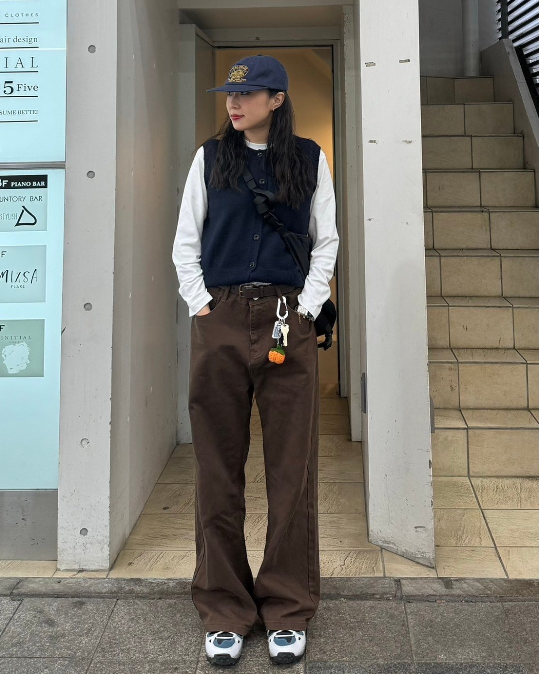 ストレートルーズブラウンパンツ SM0074