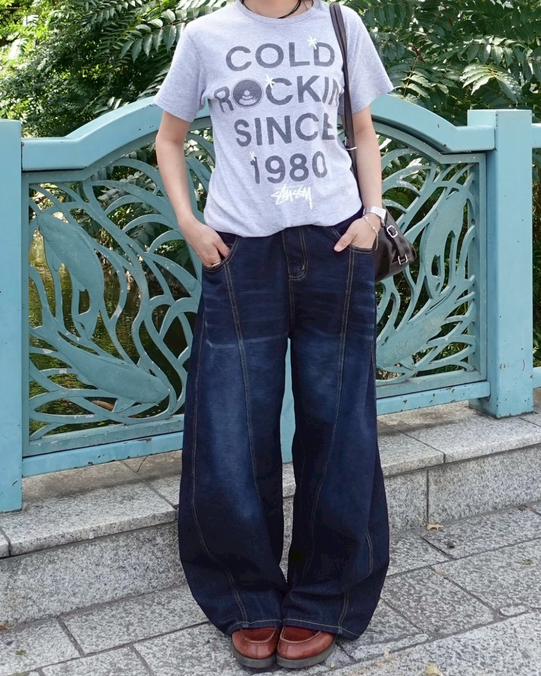 バックプリントデニムパンツ SM1105