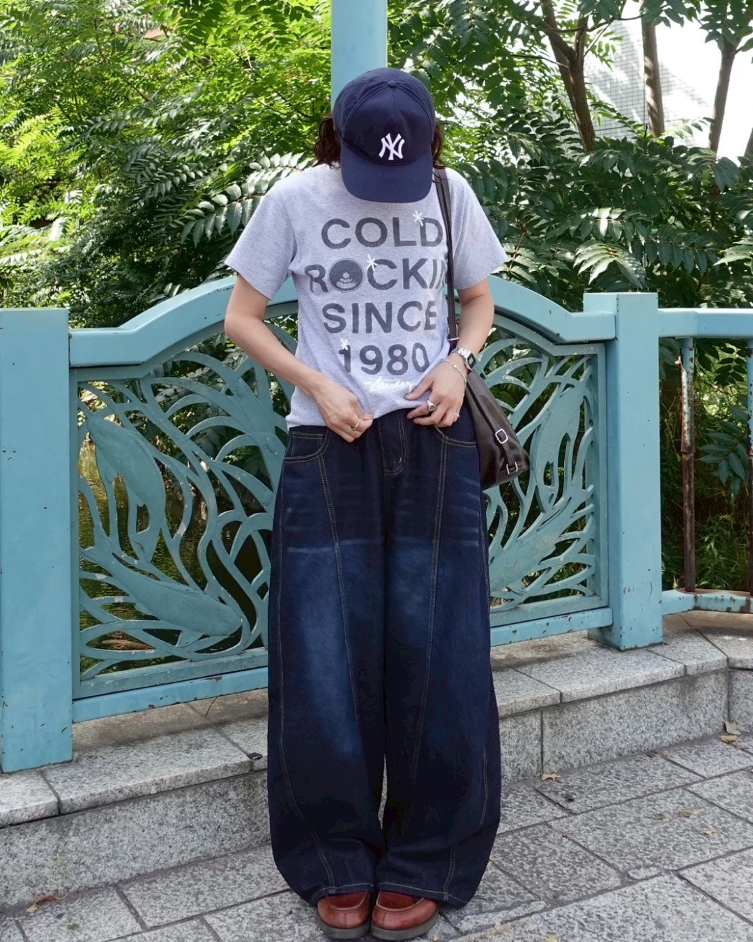 バックプリントデニムパンツ SM1105