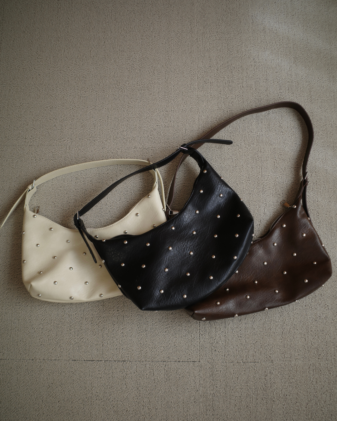 スタッズレザーショルダーバッグSR0130