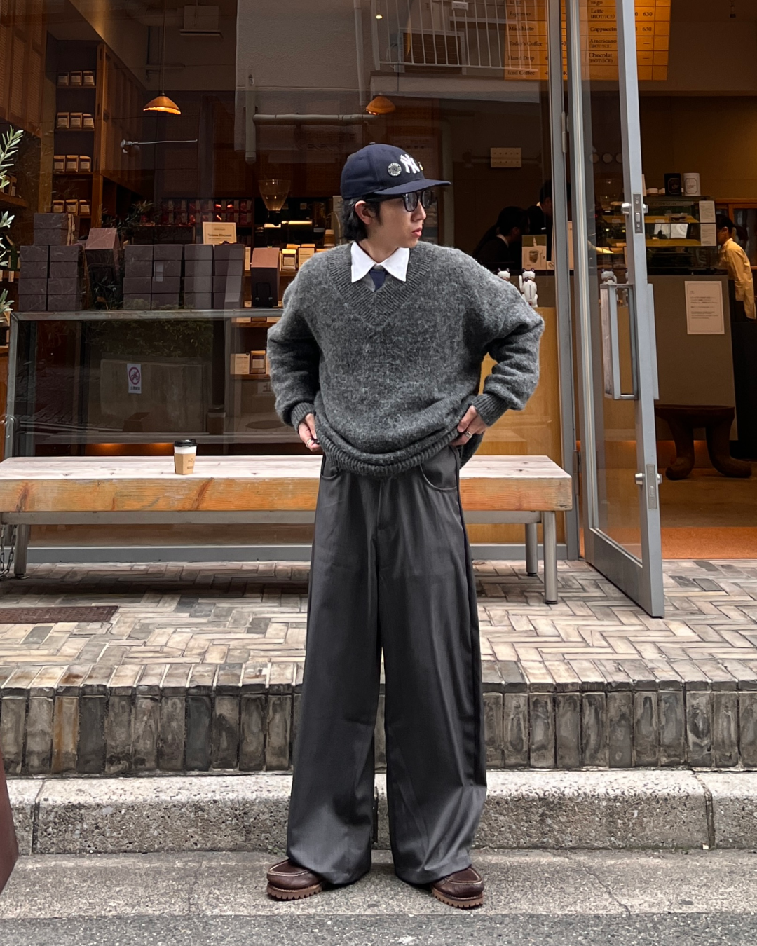 オーバーサイズブラッシュドVネックニット TK0035