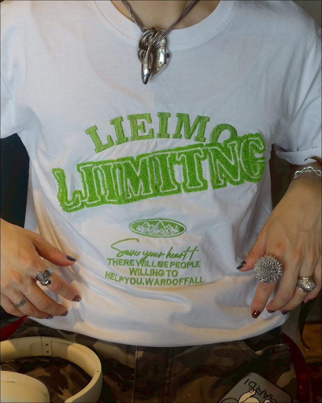 LIMITING刺繍Tシャツ TN0136