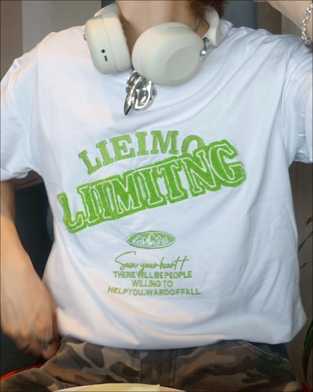 LIMITING刺繍Tシャツ TN0136