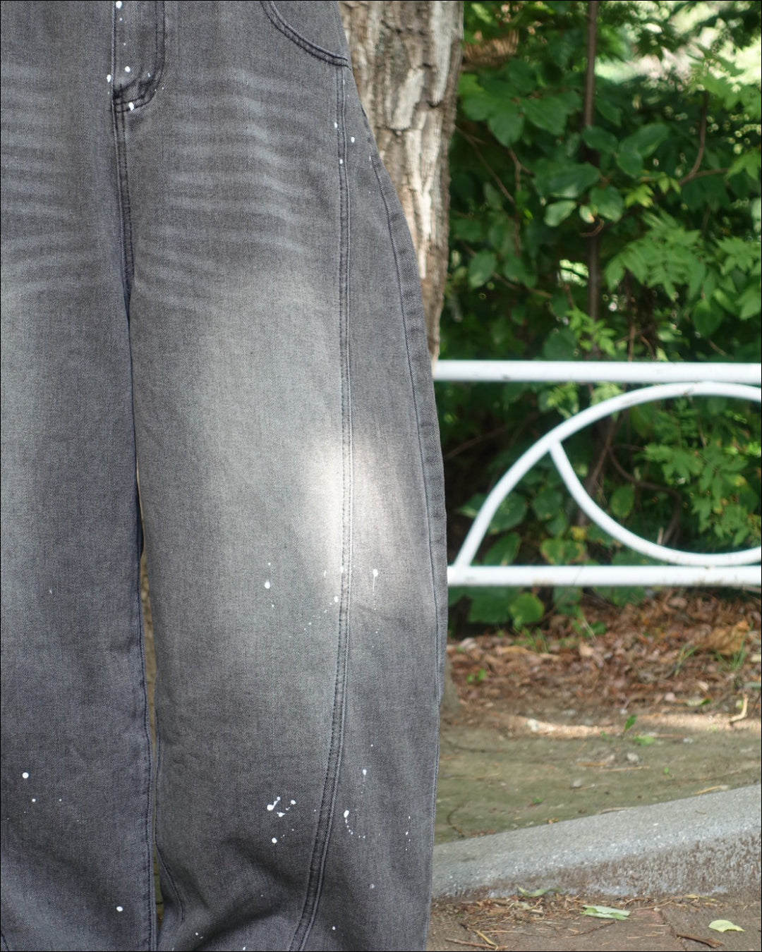 ペイント柄ブラックワイドバルーンデニム TN0183