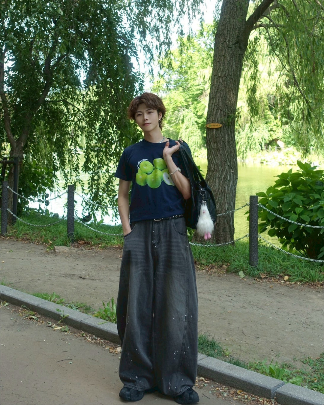 ペイント柄ブラックワイドバルーンデニム TN0183