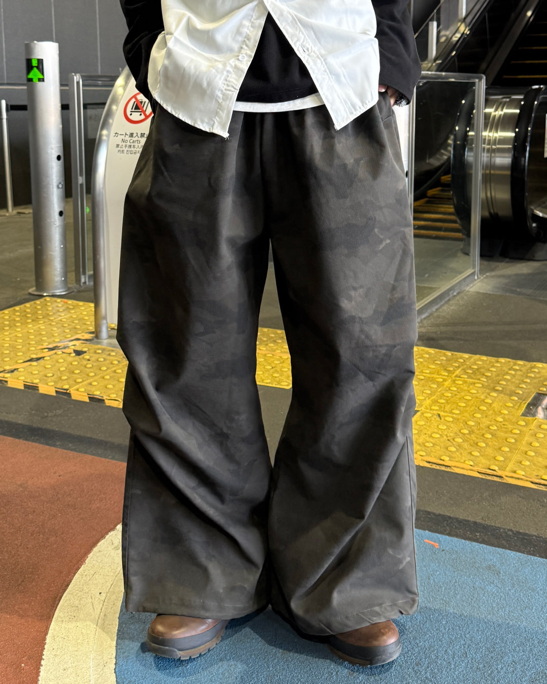 カモフラワイドレッグパンツ
TN0367