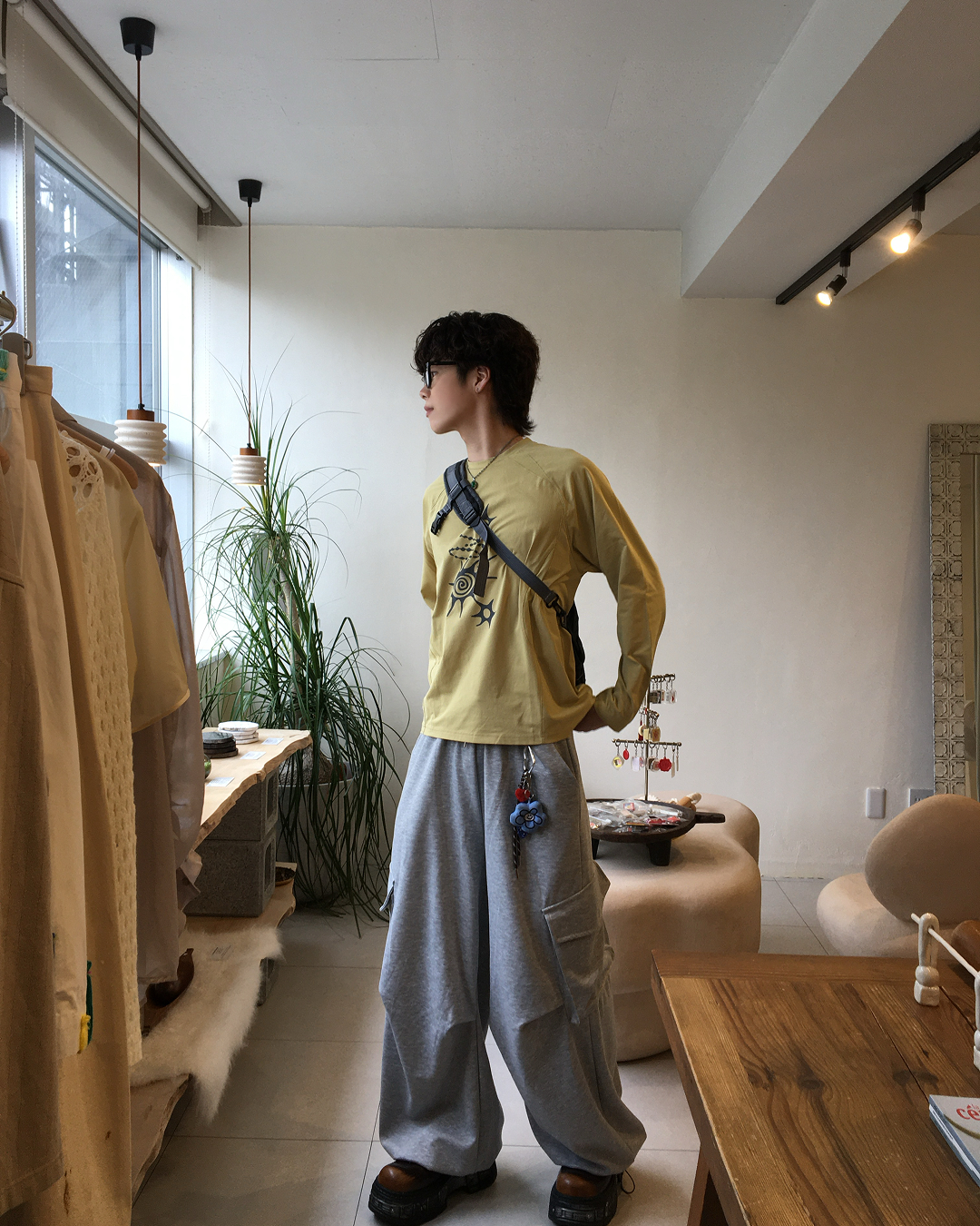 アートグラフィックロングスリーブT TN0479