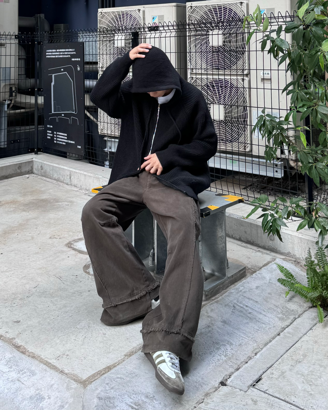 【即納】ダブルジップニットパーカー TO0100