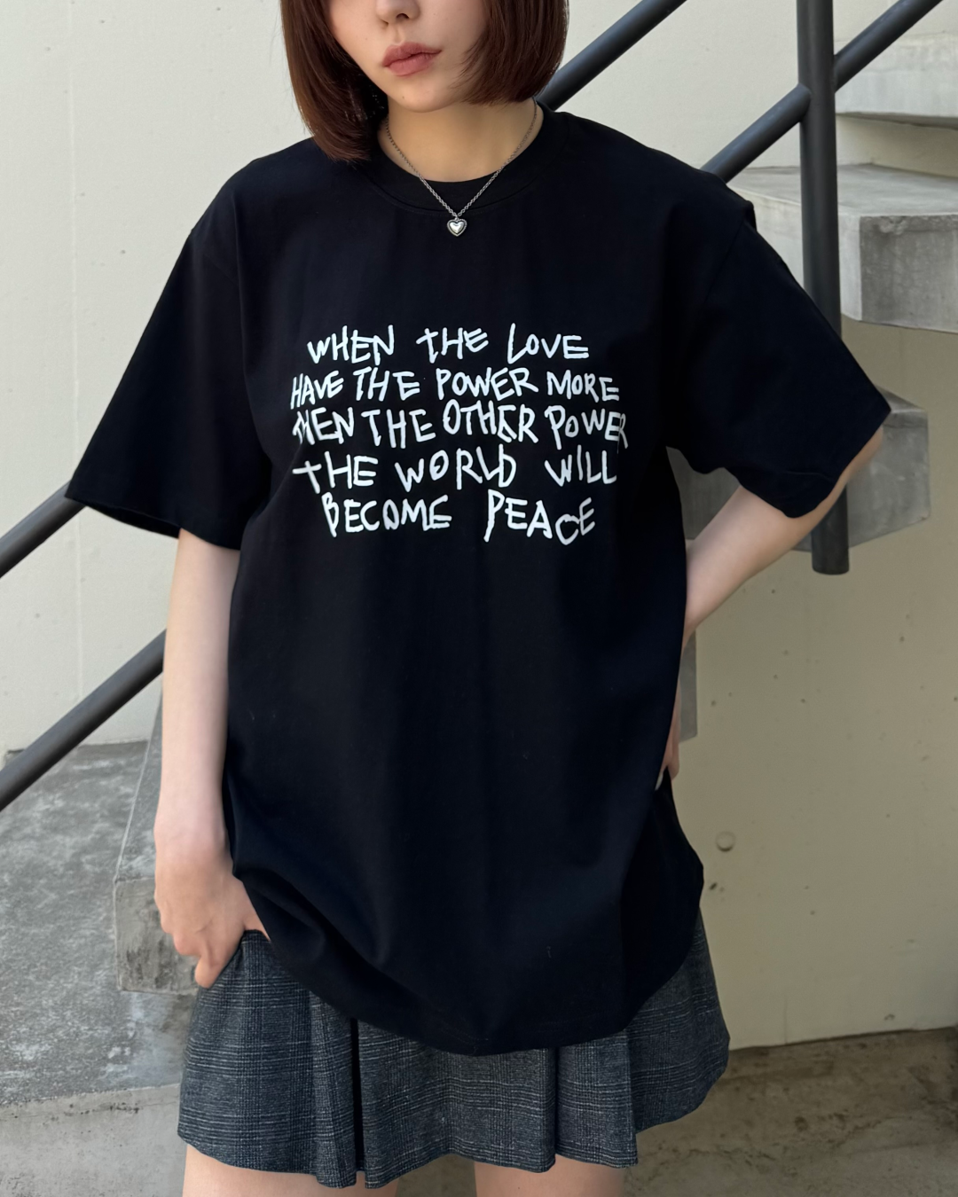 ユニセックスレタリングプリントTシャツ TO1040