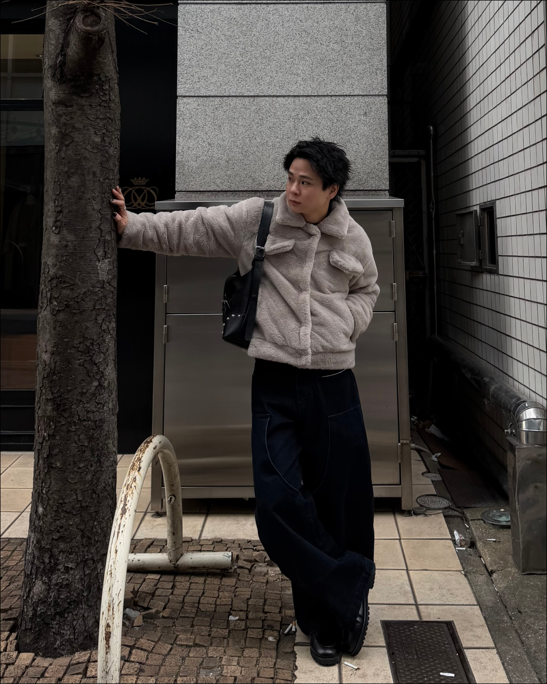 ユニセックスボリュームファーショートブルゾン TO1676