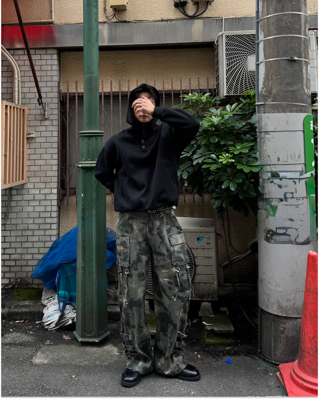 【即納】ボタンフーディー TO5000