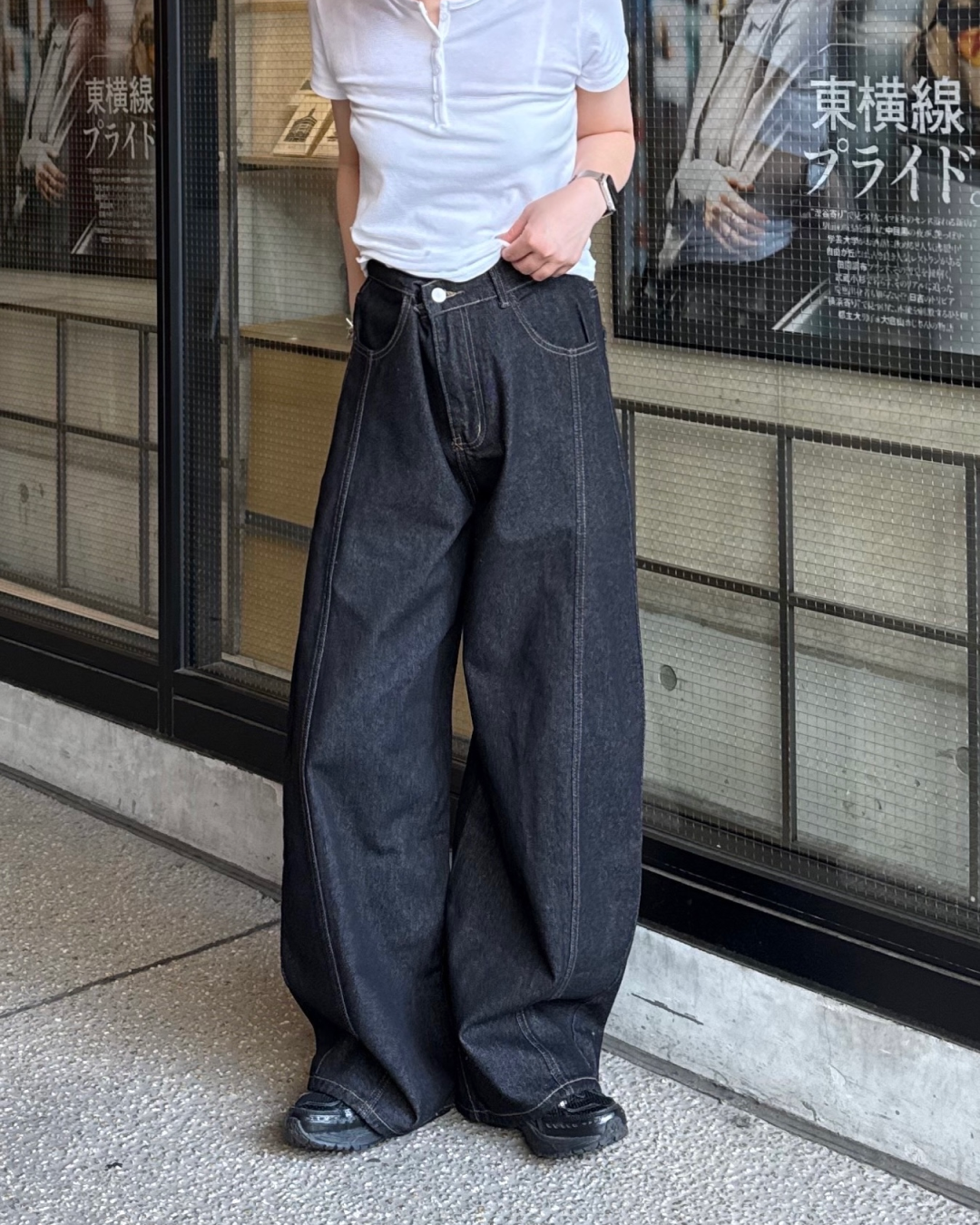 インディゴラインワイドデニムパンツ UK0010