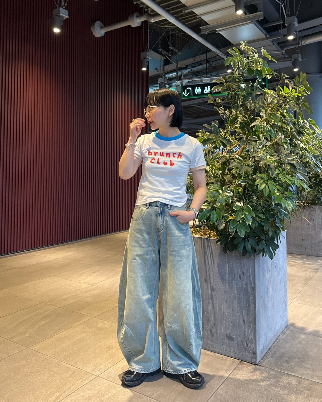 ネックカラーレタリングTシャツ UK0015