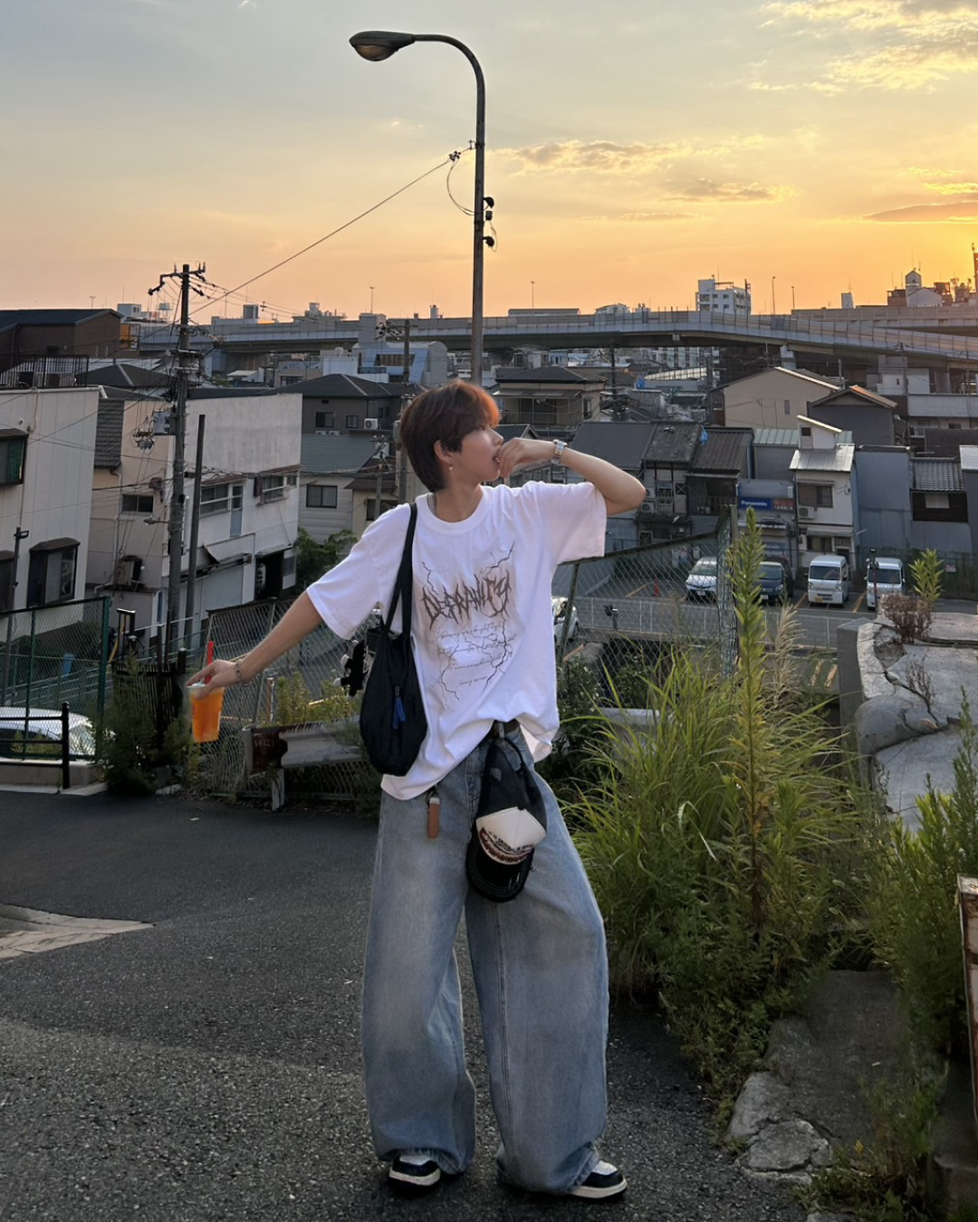 サンダーフォントTシャツ WG0082