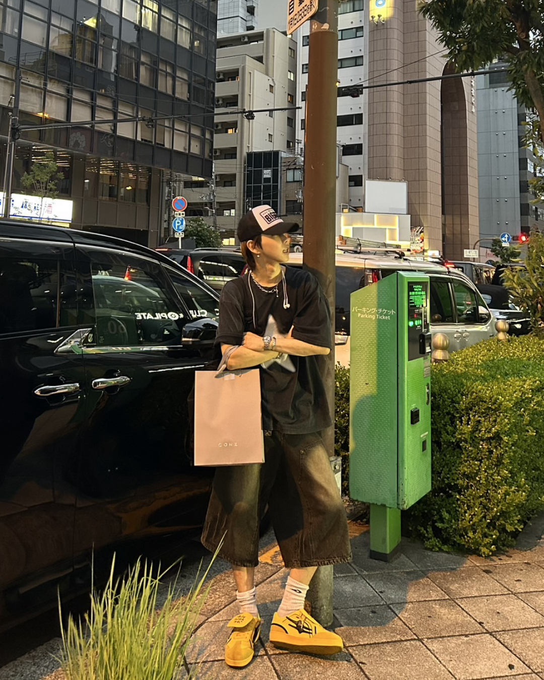 スタープリントドロップショルダーTシャツ WG0124