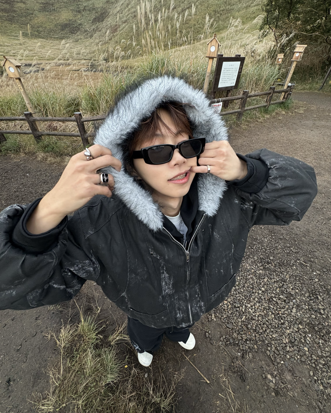 ウォッシュダメージファーフードジャケット WG0190