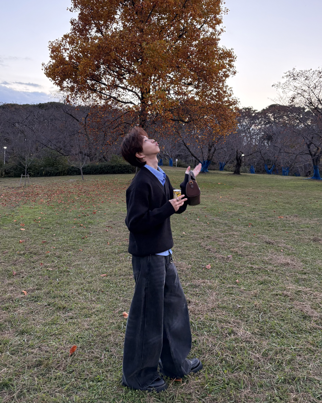 Vネックルーズニット WG0211