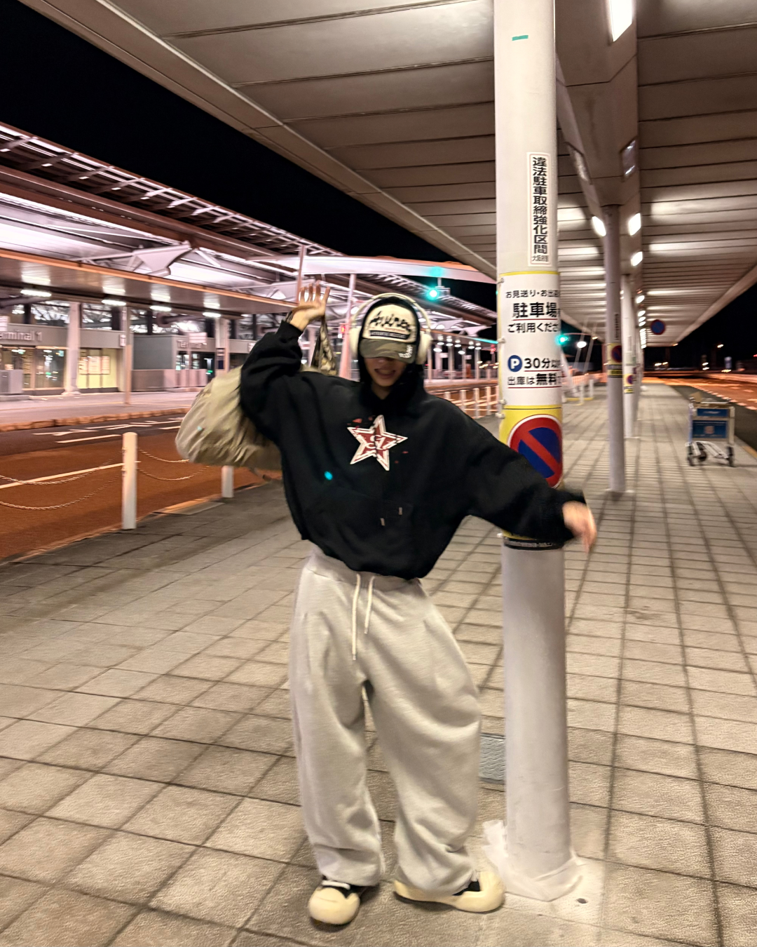 【11/25 19:00販売開始 オリジナル 即納】スタッズグラフィックデザインパーカー WG6000